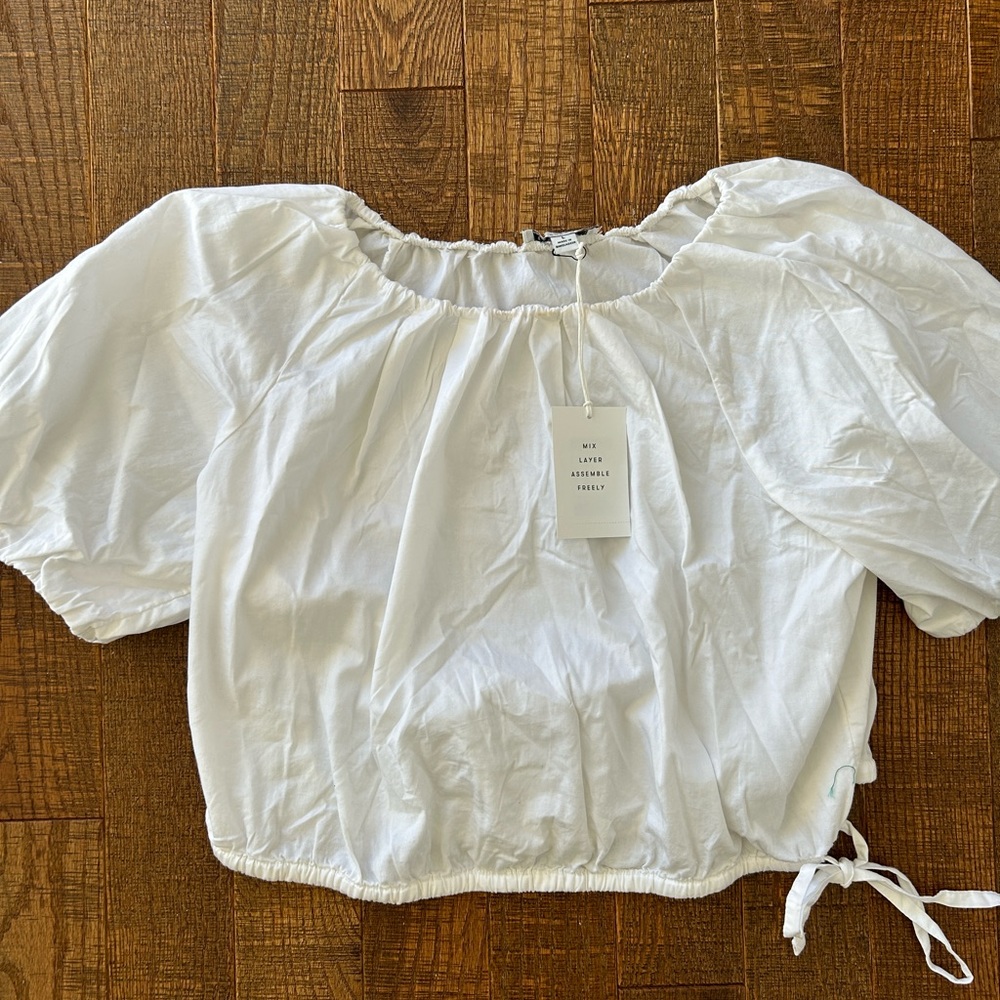 NWT Free Assembly White Crop Top
